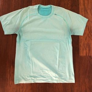 Lululemon Metal Vent “Rare” Color L